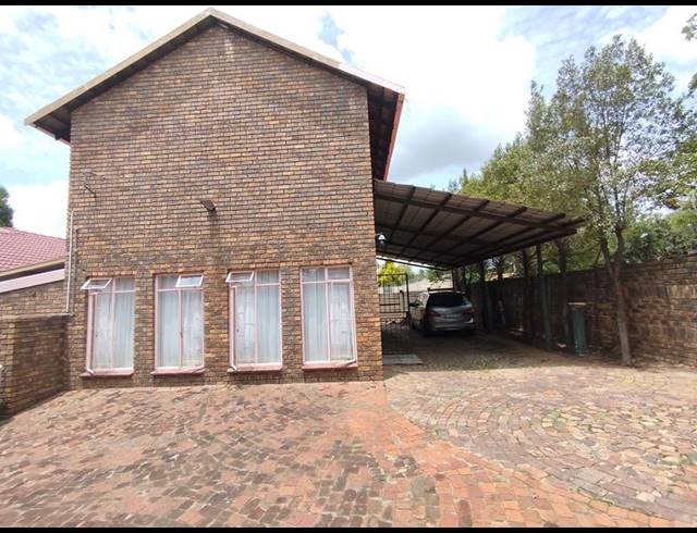 2 BEDROOM PROPERTY TO RENT IN THE REEDS